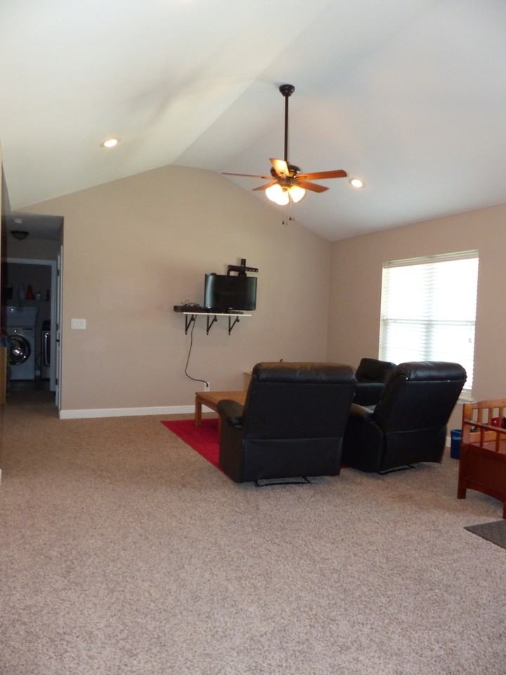 188 Ridgeview Dr - Photo 5 of 30