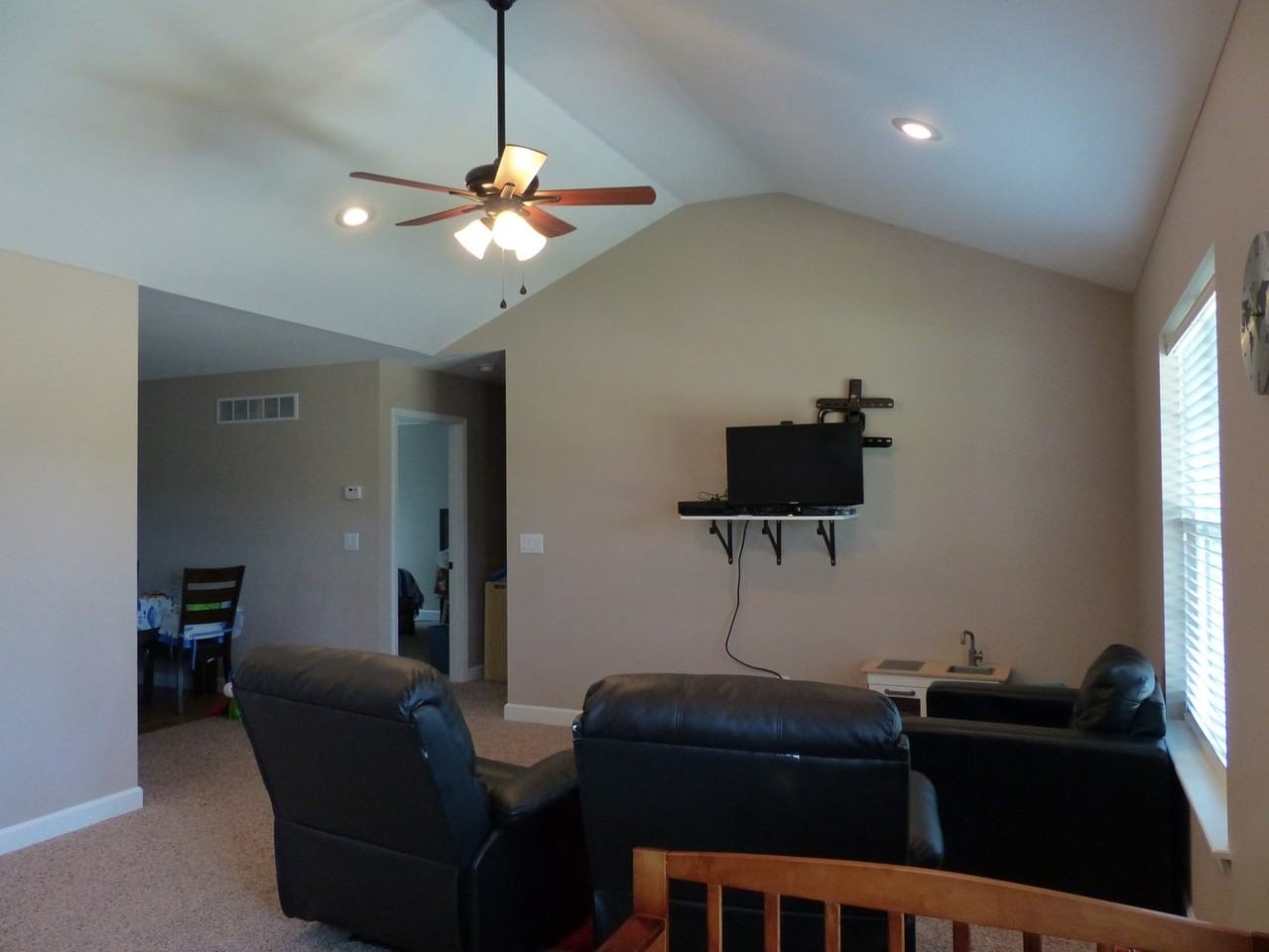 188 Ridgeview Dr - Photo 7 of 30