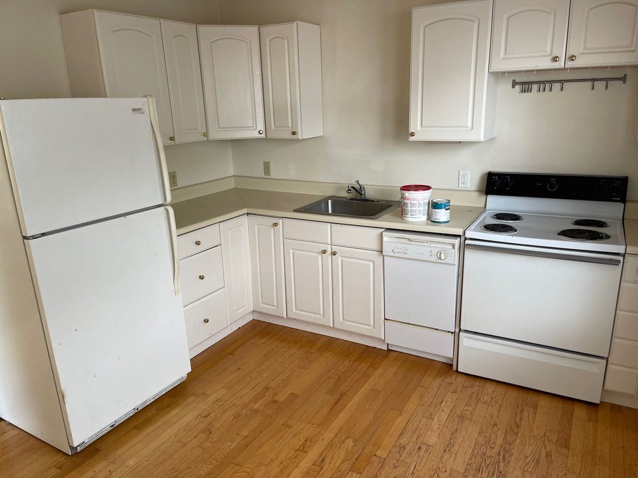 1012 N K St - Photo 3 of 18