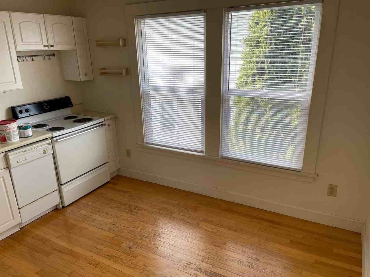 1012 N K St - Photo 4 of 18
