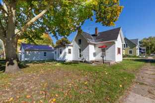 405 E Plymouth Ave - Photo 1 of 1