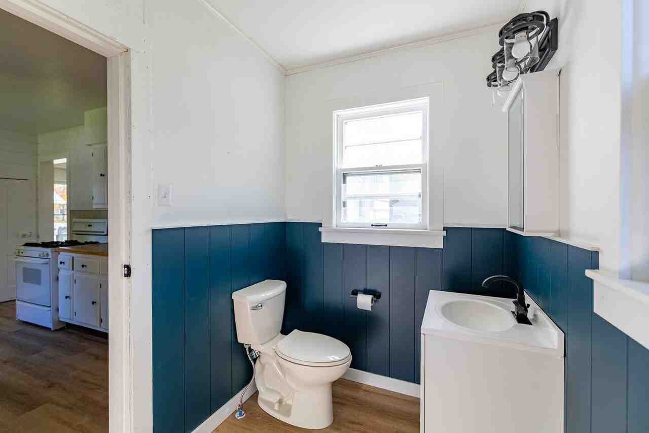 405 E Plymouth Ave - Photo 7 of 18