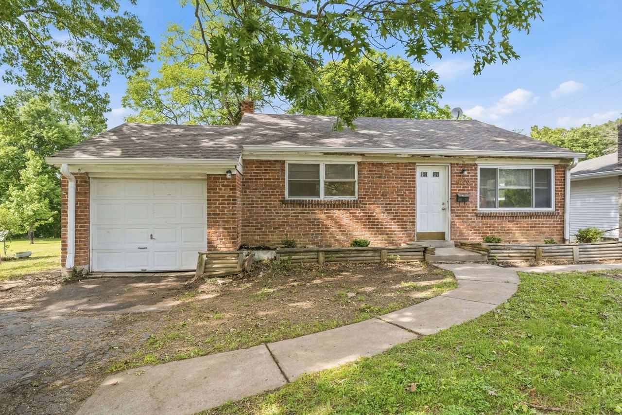 4220 Viewland Pl - Photo 4 of 22