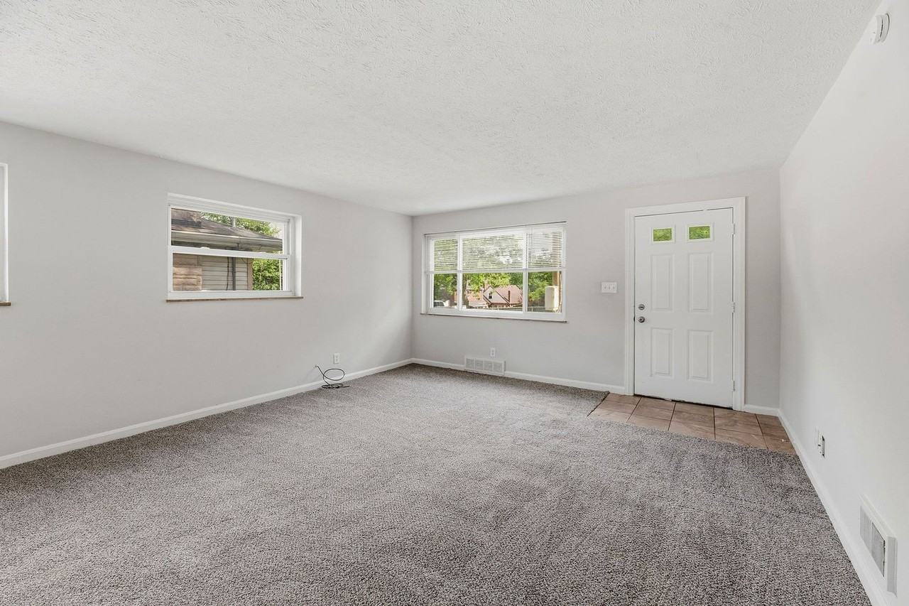 4220 Viewland Pl - Photo 6 of 22
