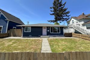 featured image of 1816 Rockefeller Ave