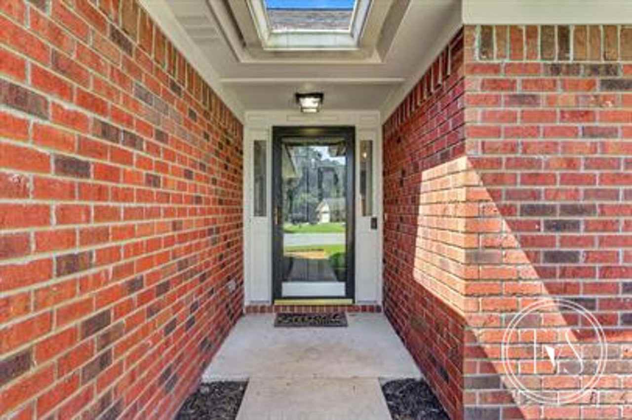 801 Winchester Rd - Photo 3 of 10