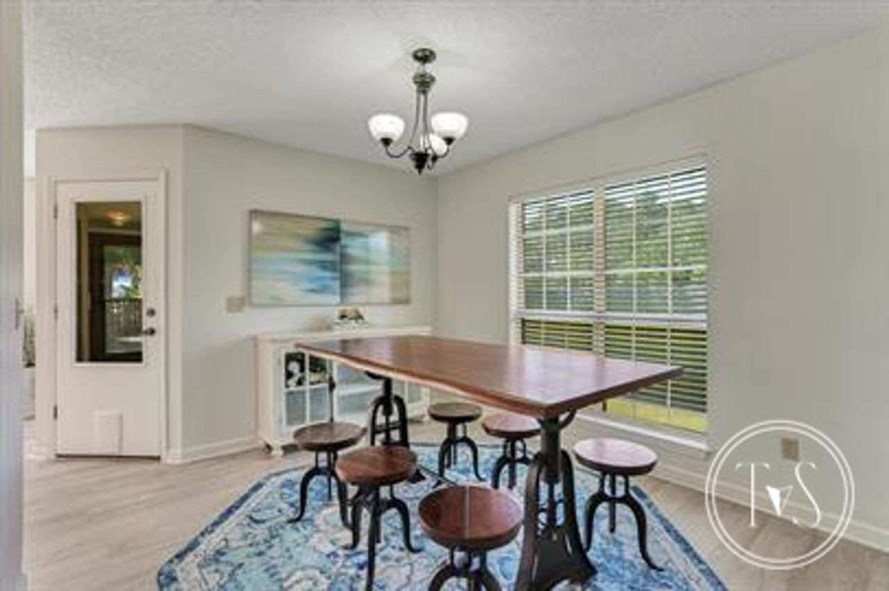 801 Winchester Rd - Photo 6 of 10