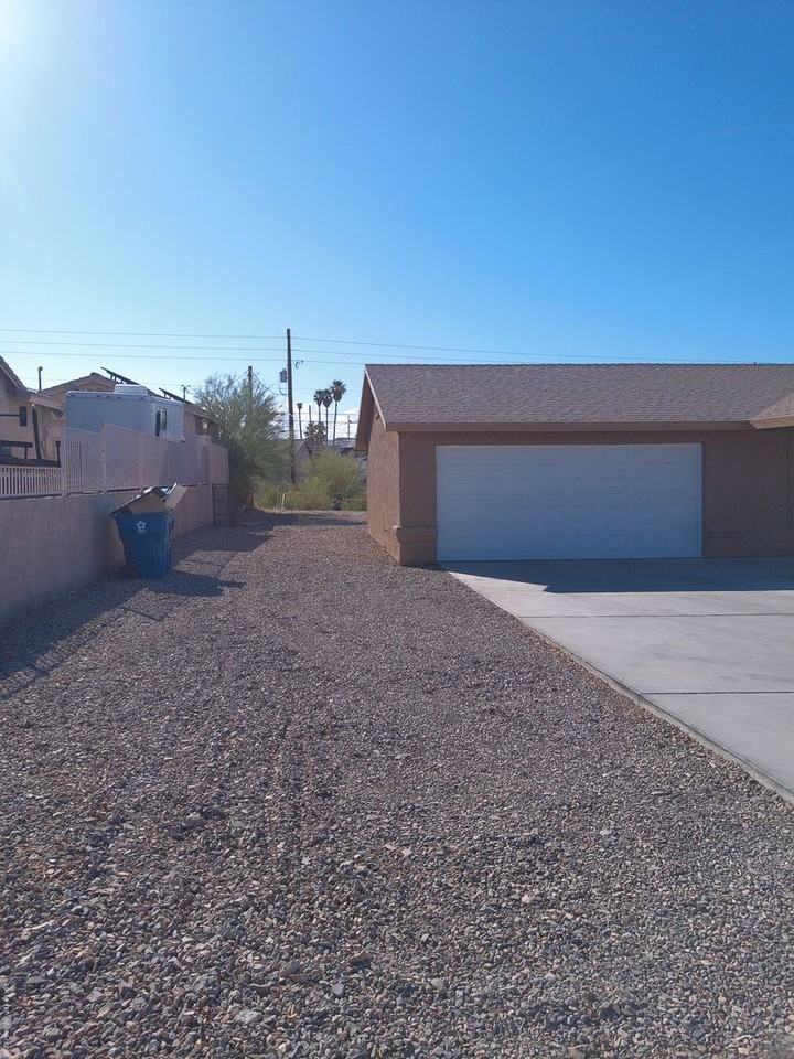 3128 Jamaica Blvd S - Photo 2 of 23