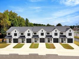 featured image of 849 N Mecklenburg Ave