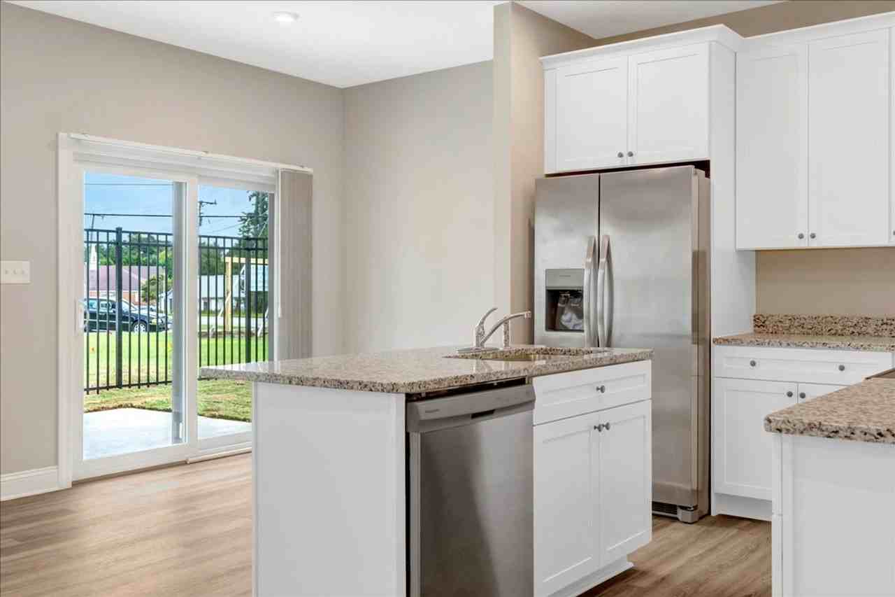 849 N Mecklenburg Ave - Photo 6 of 28