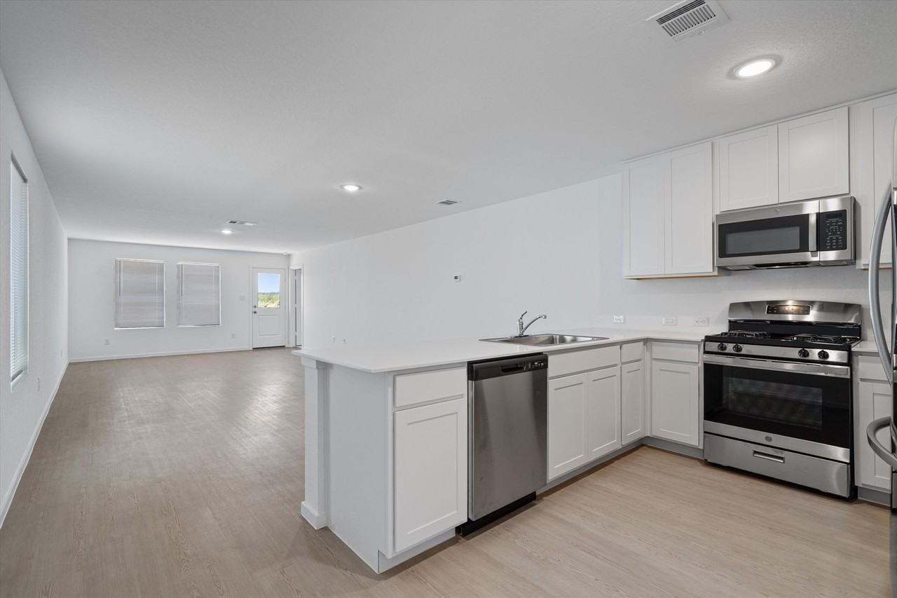 4107 Eldorado - Photo 4 of 32