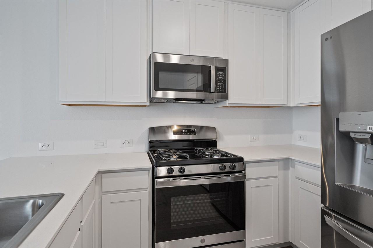 4107 Eldorado - Photo 7 of 32