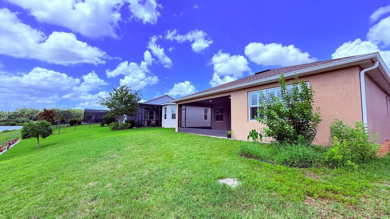 1102 Victoria Hills Dr S - Photo 5 of 41