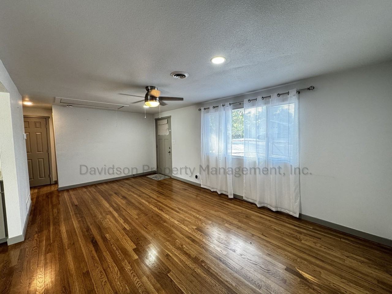 2029 Tahoe Blvd - Photo 4 of 13