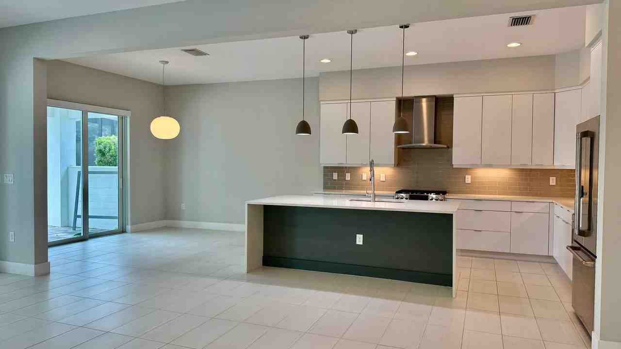 7744 Sandhill Lake Dr - Photo 2 of 37
