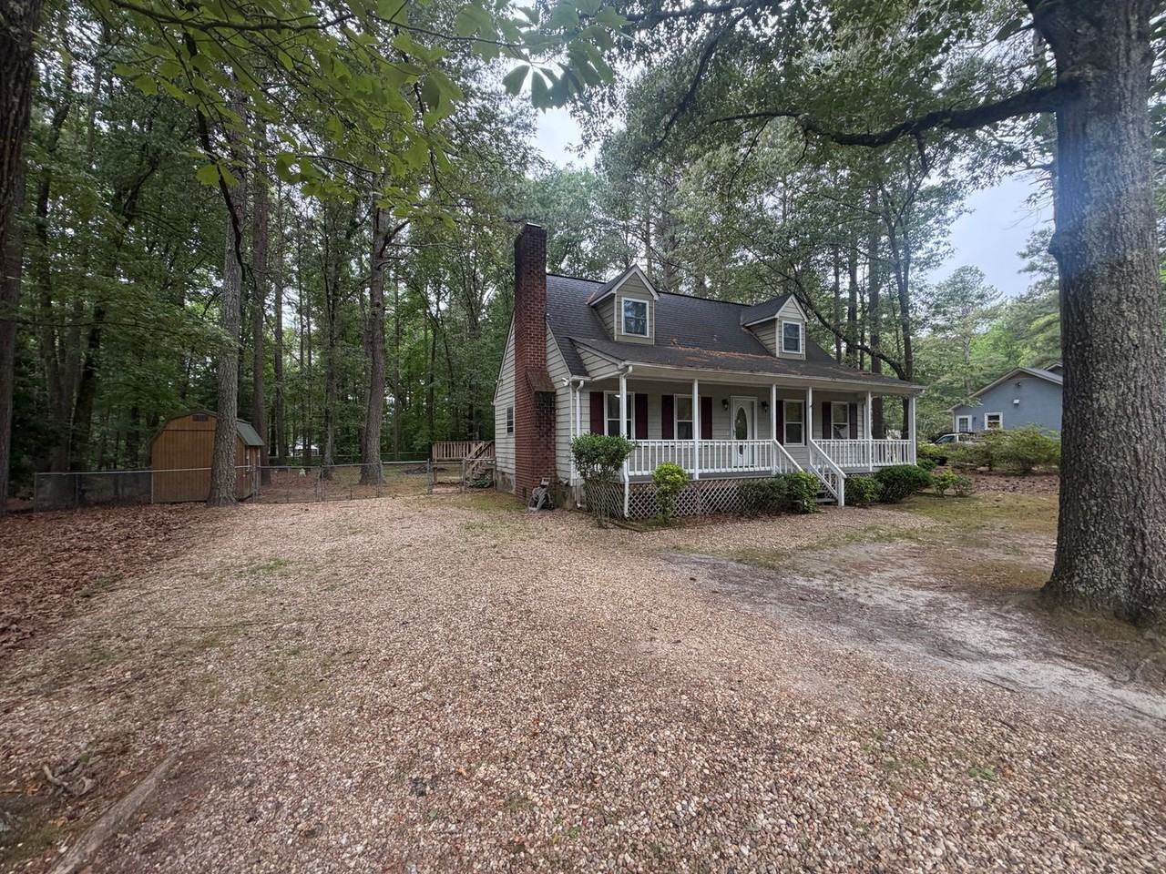 24405 Gaydell Dr - Photo 2 of 15