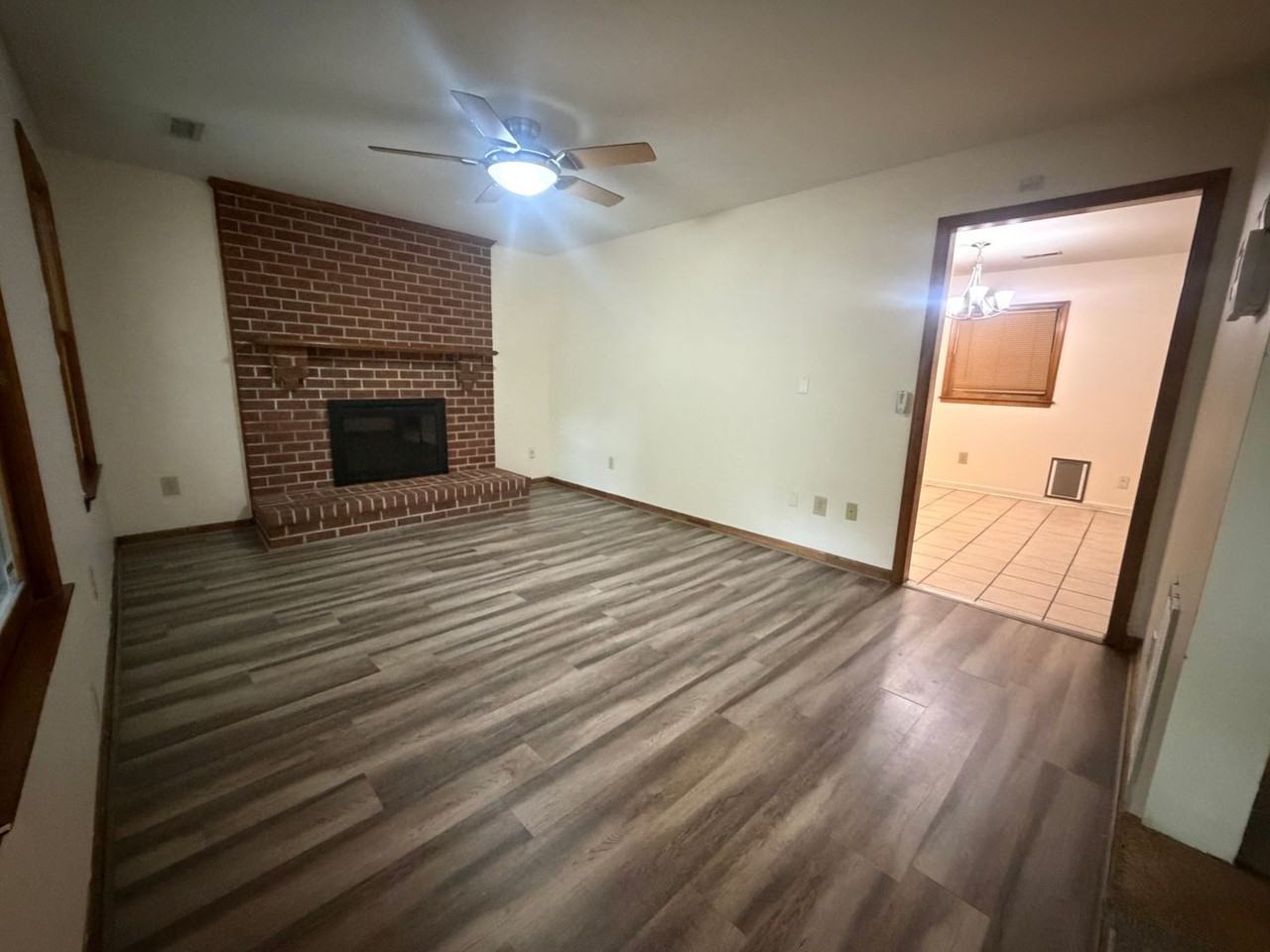 24405 Gaydell Dr - Photo 3 of 15