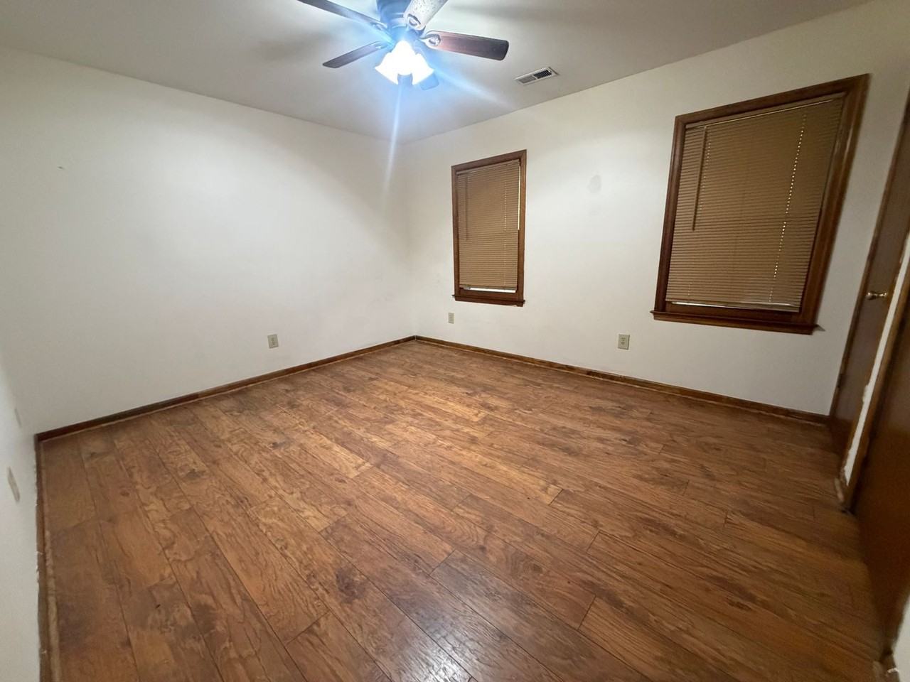 24405 Gaydell Dr - Photo 5 of 15
