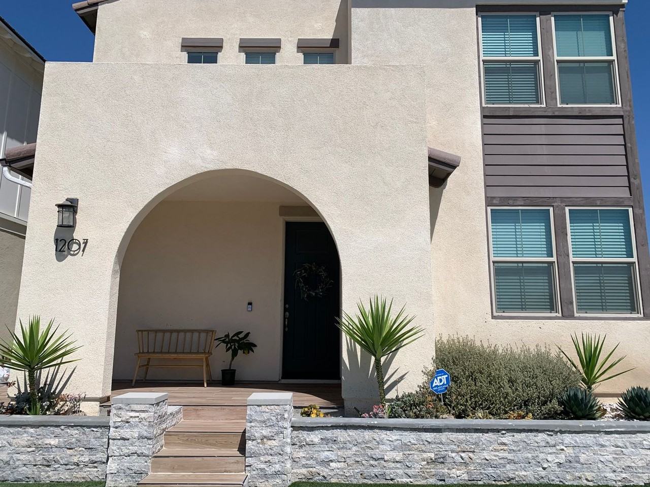 1207 Camino Levante - Photo 3 of 40