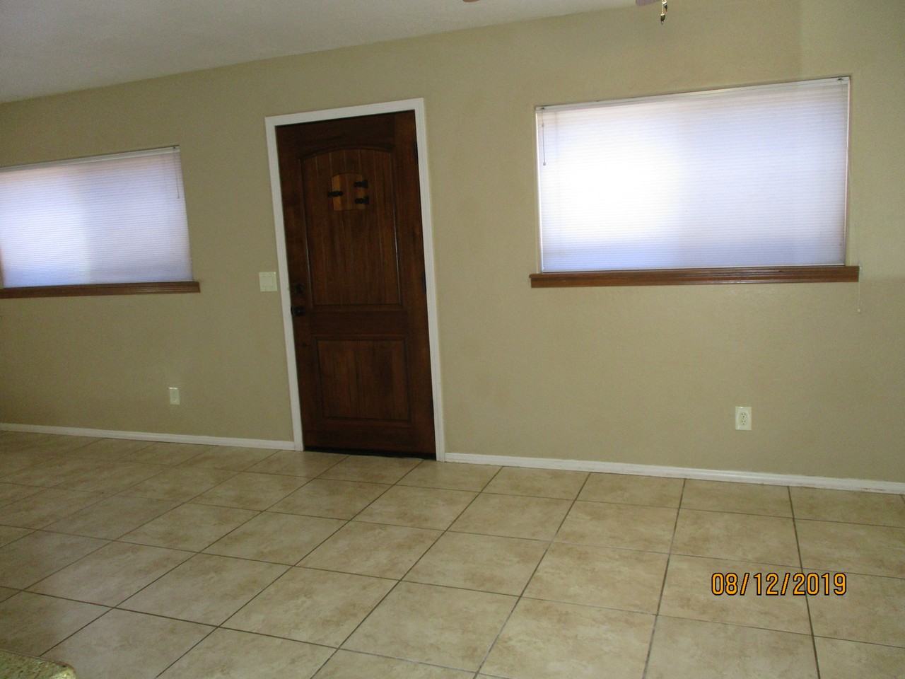 130 Canyon Circle Dr #2 - Photo 5 of 13