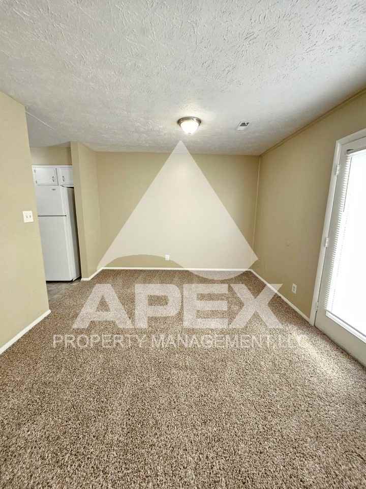 9148 Cedarpark Ln #D - Photo 5 of 26