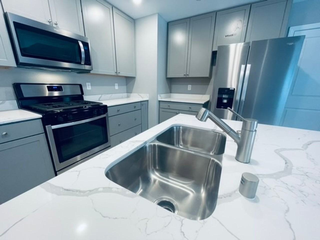 3642 Portici Ln - Photo 4 of 34