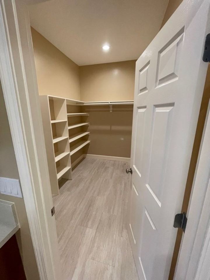 1767 Kilauea Ave #2A - Photo 5 of 6