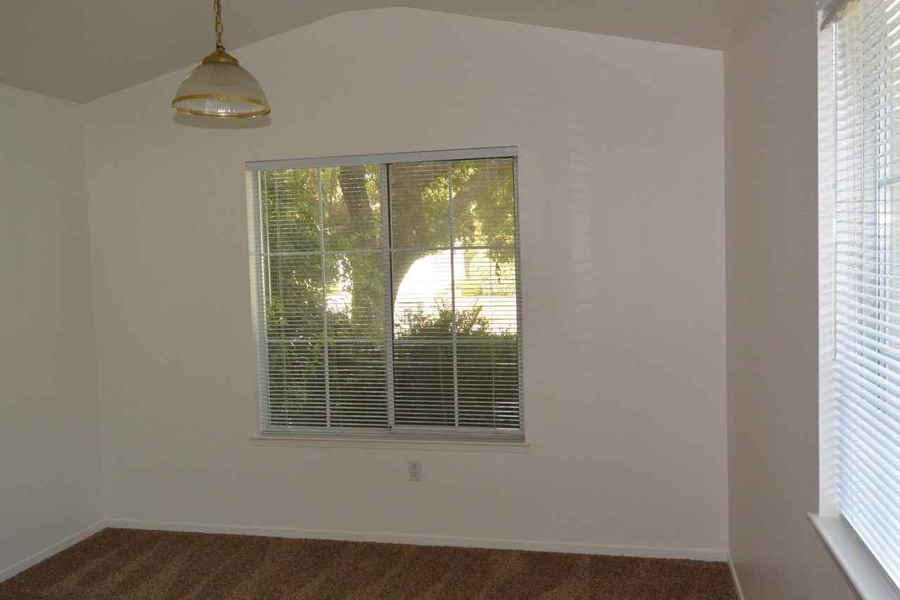2826 S Tamarack Ct - Photo 6 of 16