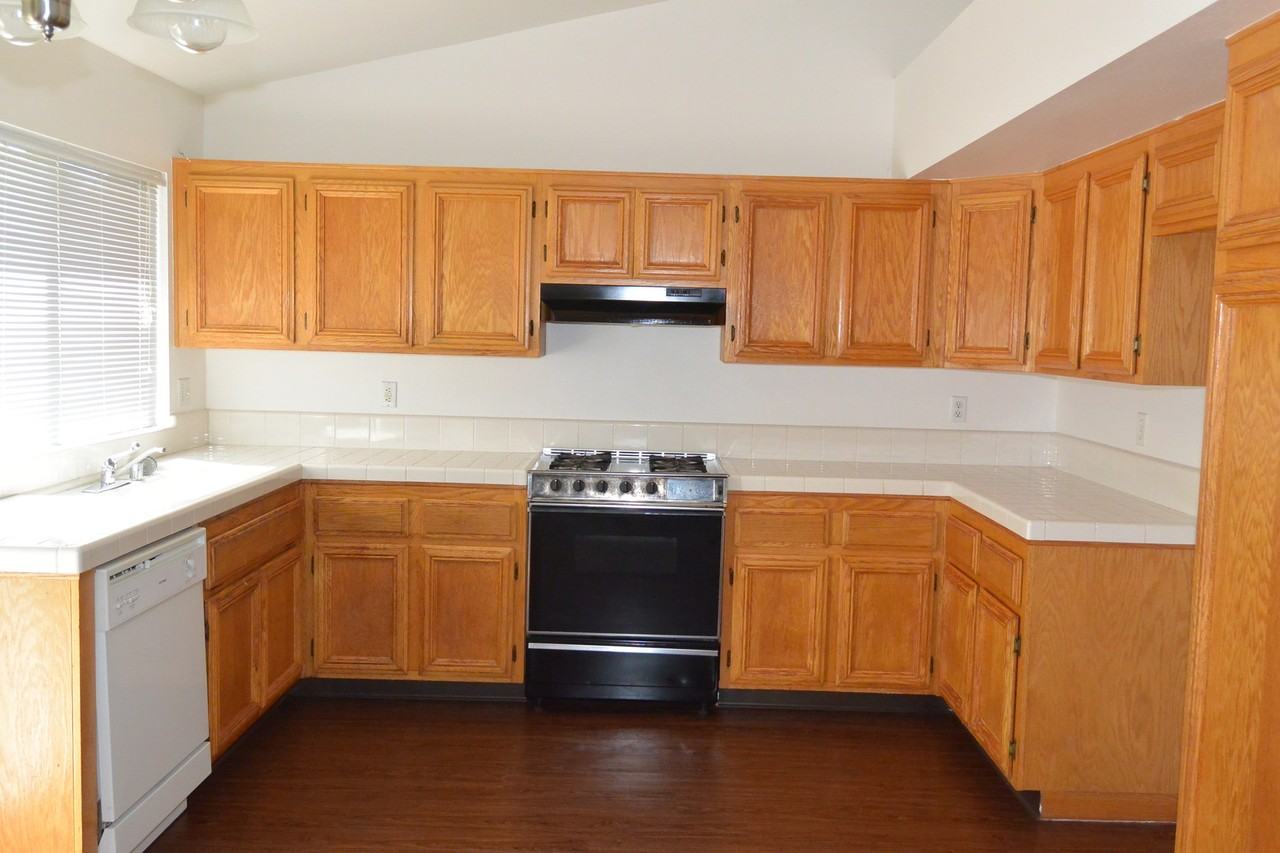 2826 S Tamarack Ct - Photo 7 of 16