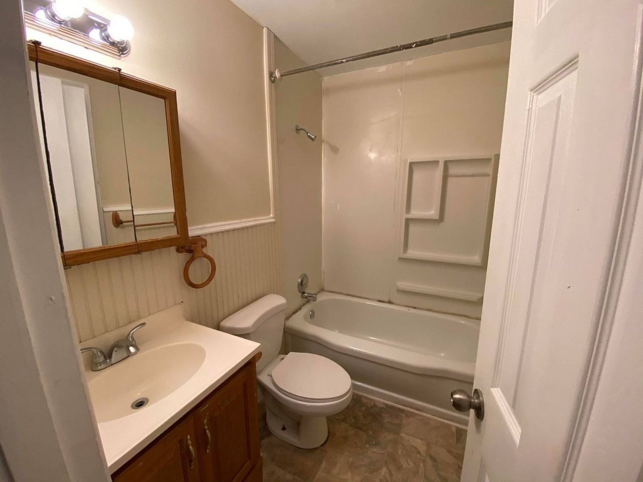 180 W Grantville Rd - Photo 7 of 8
