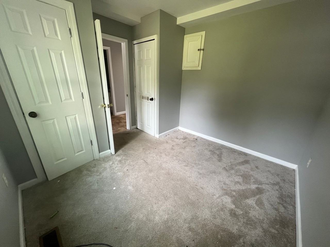 24 Lagrange St - Photo 7 of 12