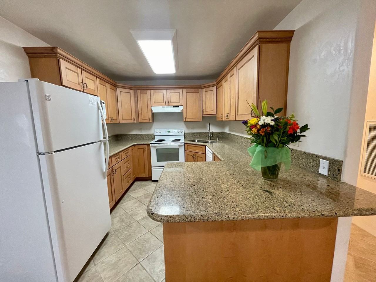 284 Forest Ridge Rd - Photo 4 of 22