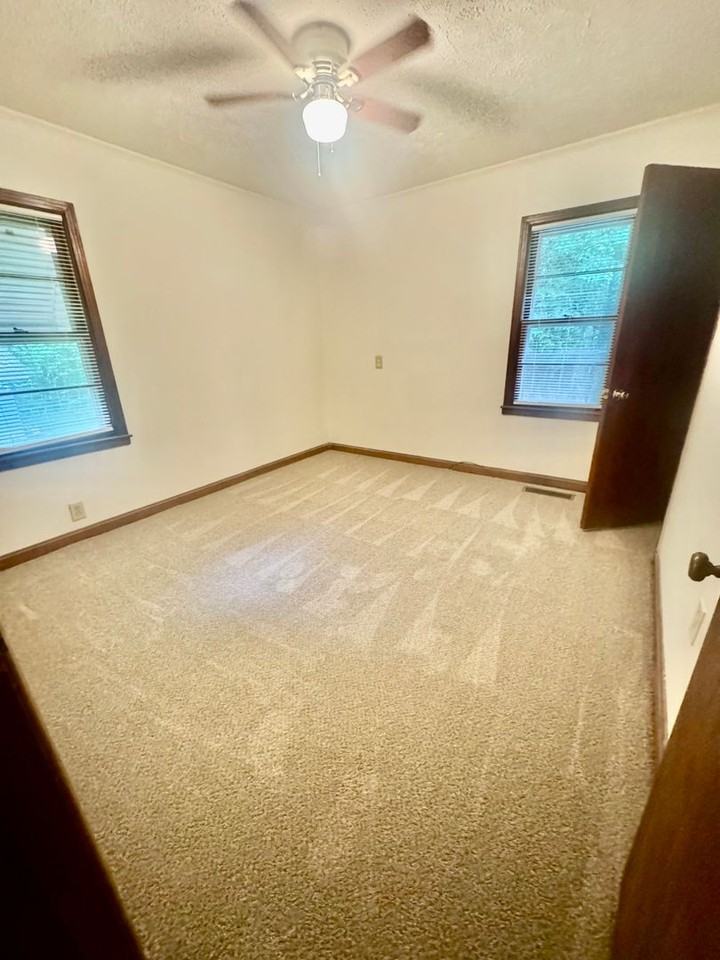 6706 Post Rd - Photo 5 of 9