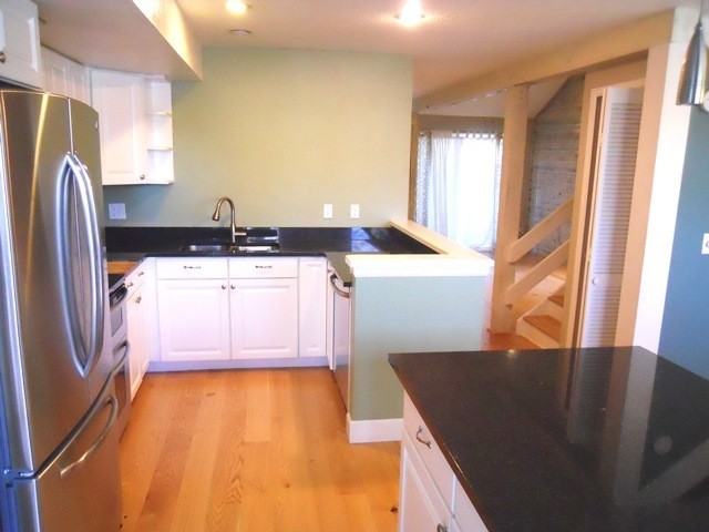 1850 22nd St #11 - Photo 4 of 22