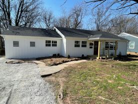 428 W Broadmoor St - Photo 1 of 1