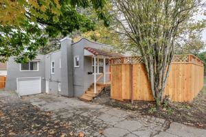 featured image of 171 W 18th Ave