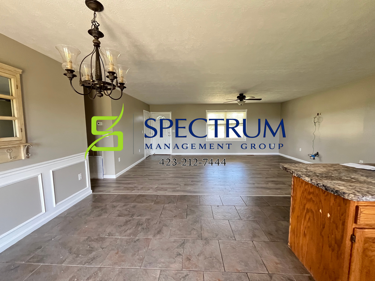 4806 Brookview Dr - Photo 4 of 15