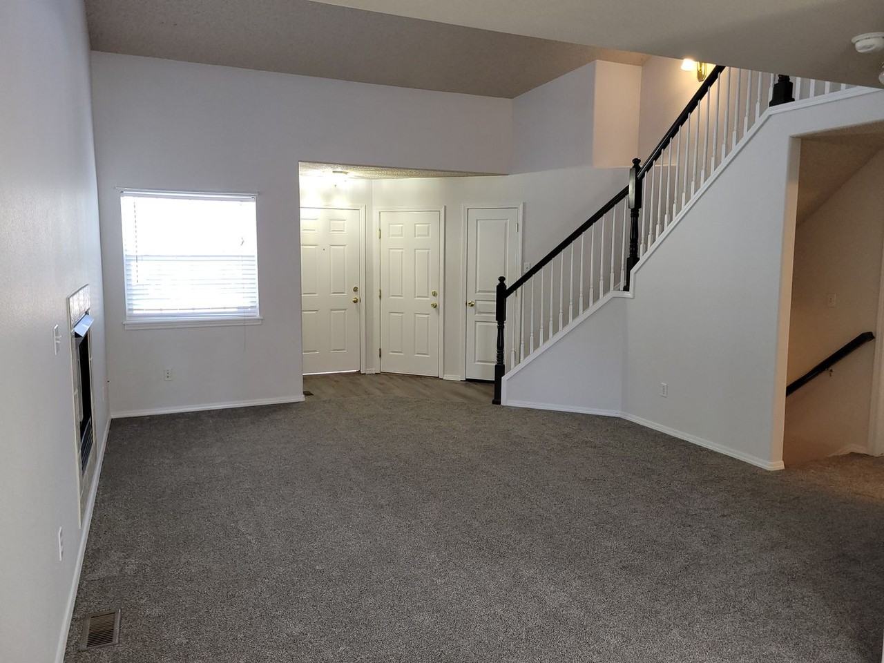 5561 Prairie Schooner Dr - Photo 2 of 18