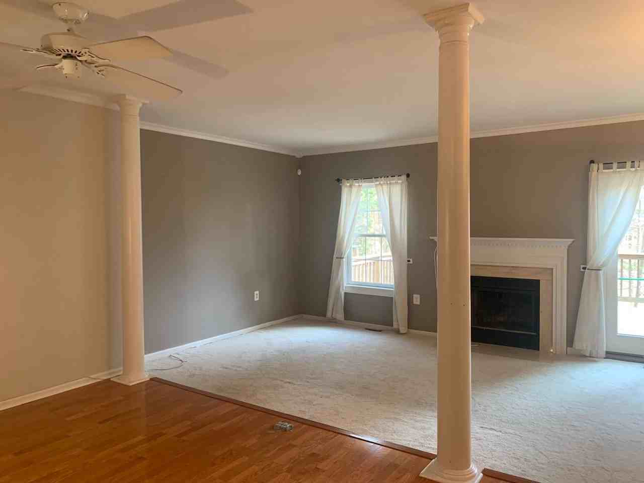 19117 Grotto Ln - Photo 3 of 44