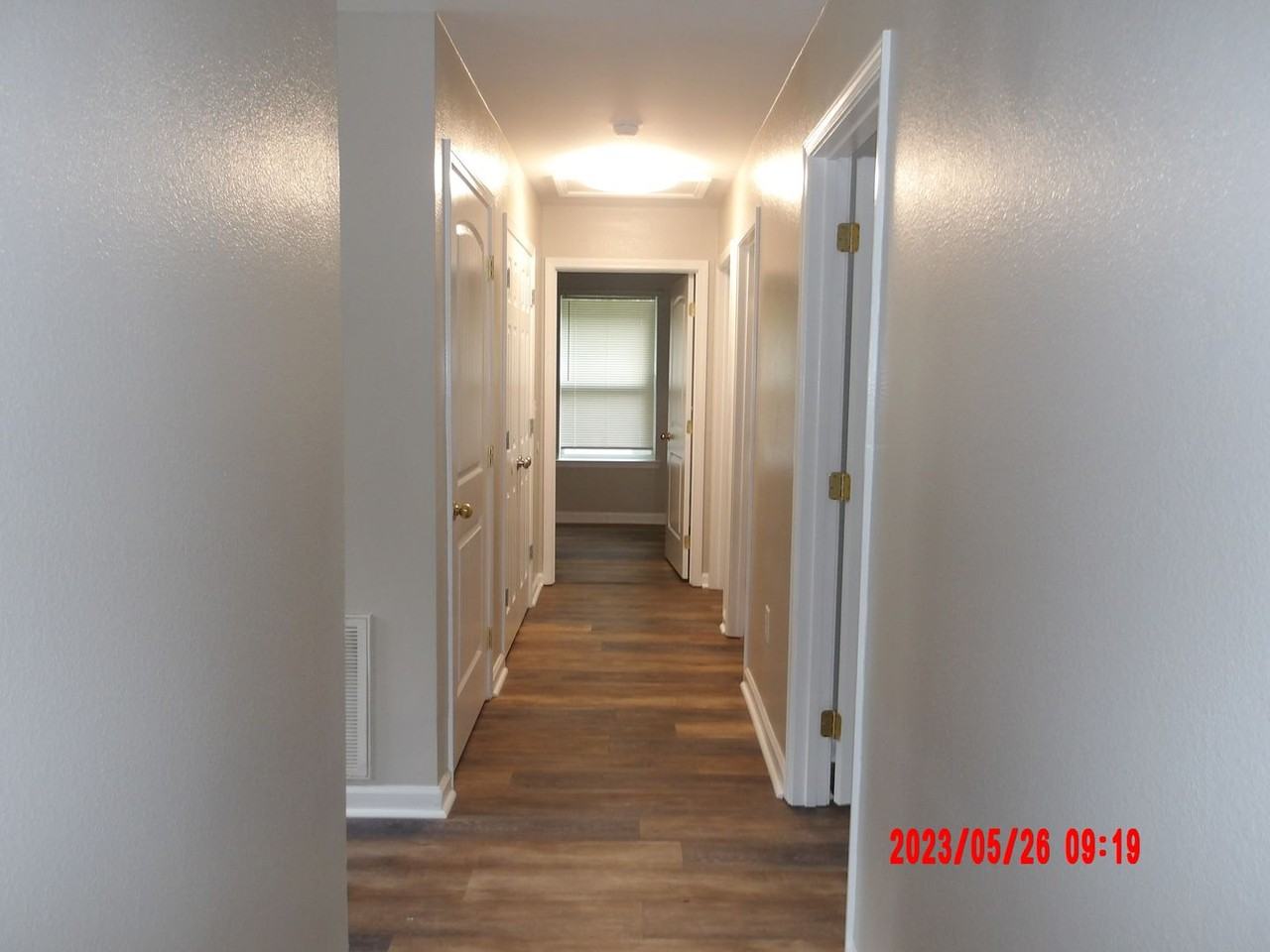 3712 37th Ave - Photo 4 of 10