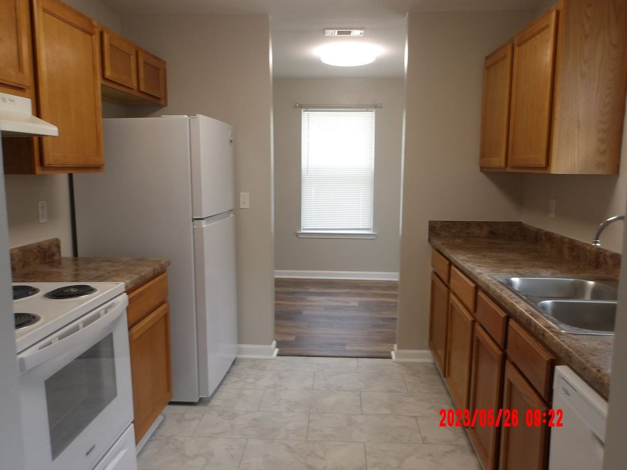 3712 37th Ave - Photo 5 of 10