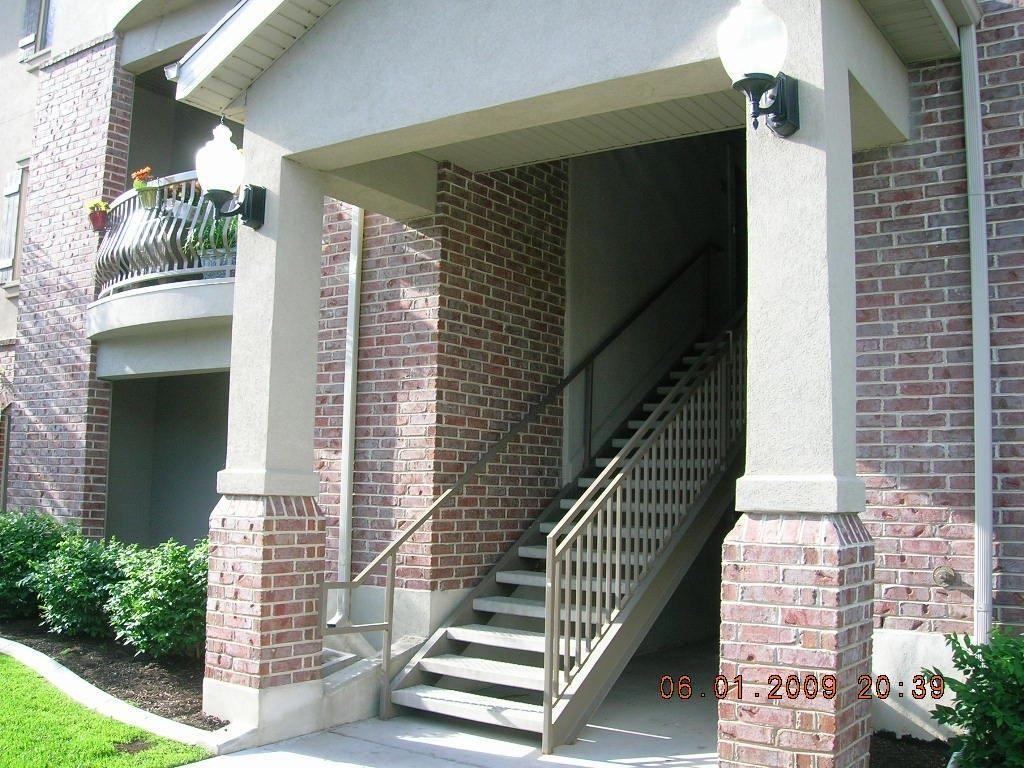 155 S Pleasant Grove Blvd - Photo 2 of 13