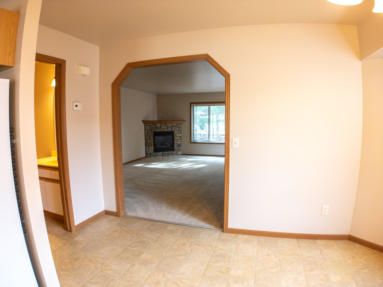 3913 Sterling Dr - Photo 4 of 12
