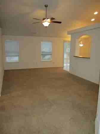 5007 Spirea Dr - Photo 2 of 20