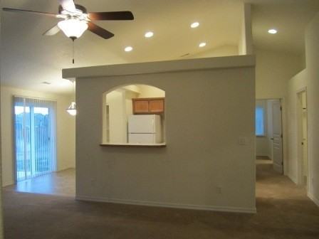 5007 Spirea Dr - Photo 3 of 20