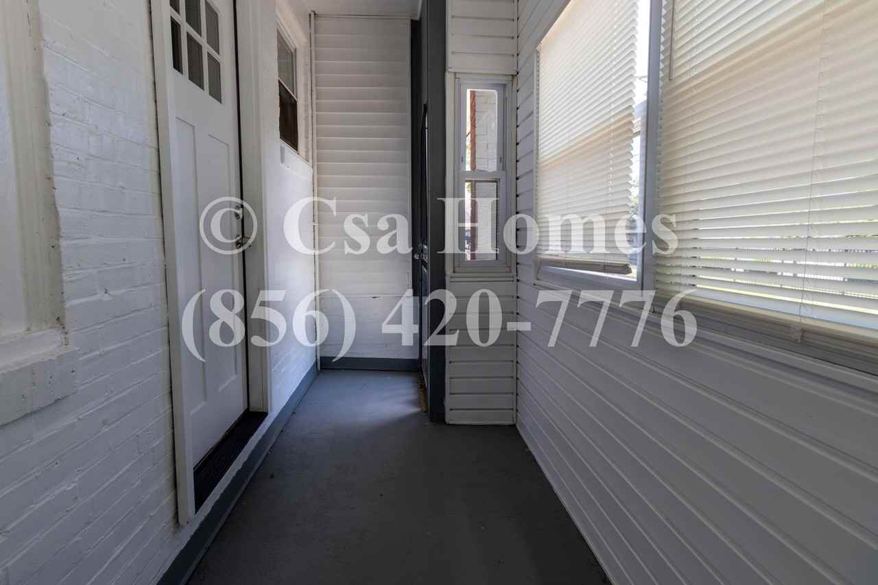 1502 S 9th St - Photo 4 of 21