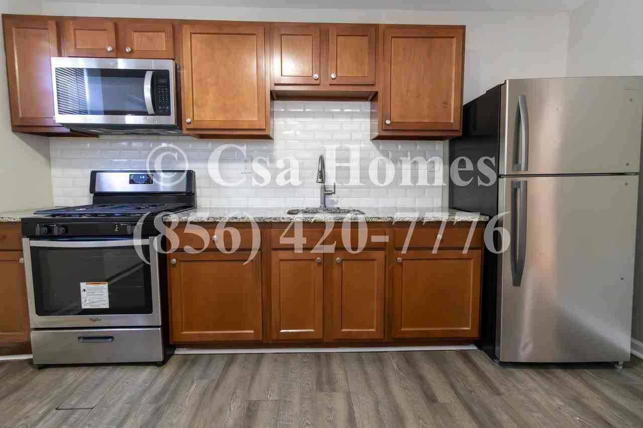 1502 S 9th St - Photo 7 of 21