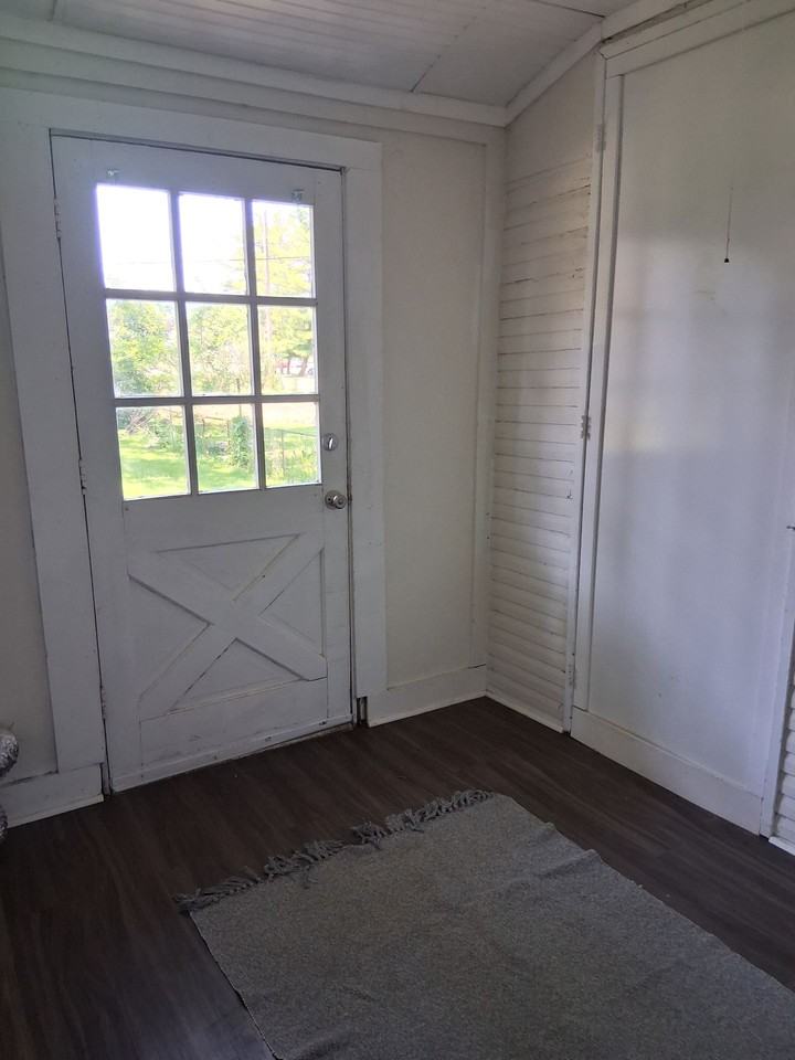 121 S 5th St - Photo 3 of 50