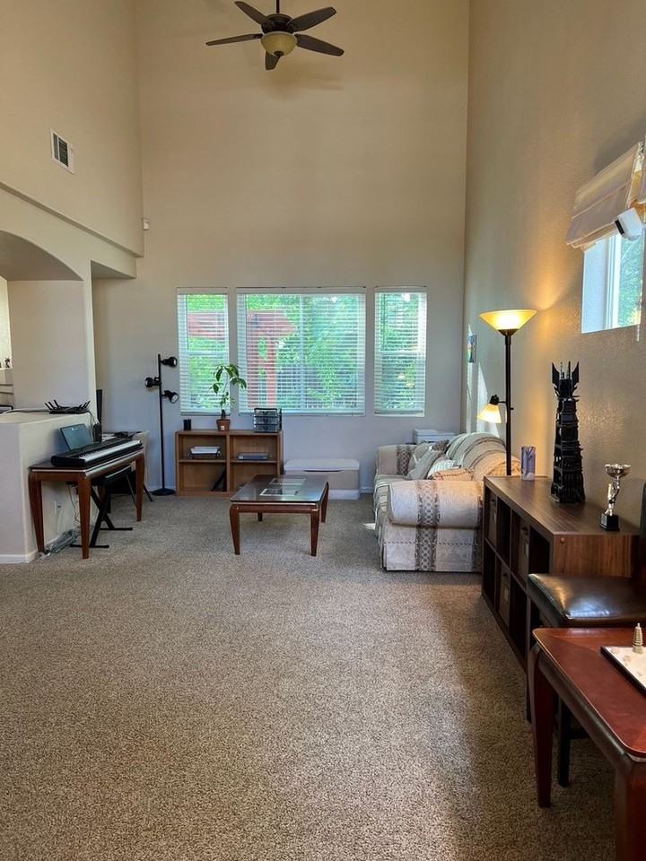 5200 Bay St - Photo 3 of 32