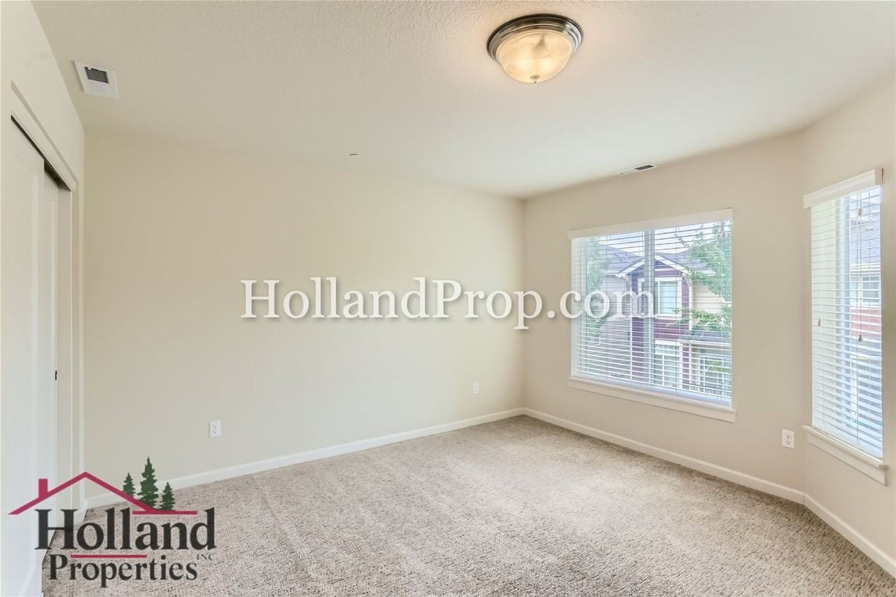 472 Ne Patricia Ann Pl - Photo 6 of 12